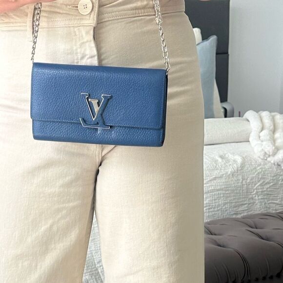 Louis Vuitton Blue Taurillon Leather Capucine Clutch/ Wallet W/Silver hardware - Picture 13 of 14